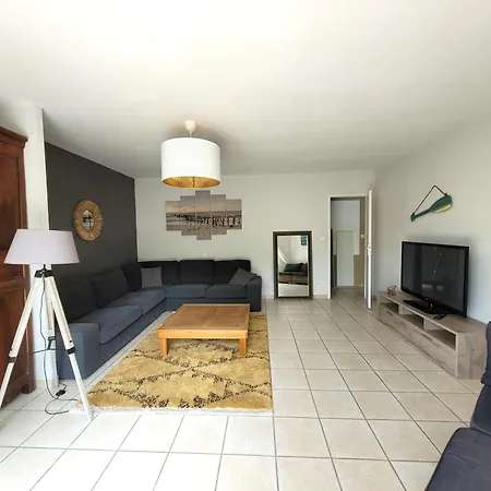 Casa vacanze Maison Accès Au Par Le Canal La Teste-de-Buch