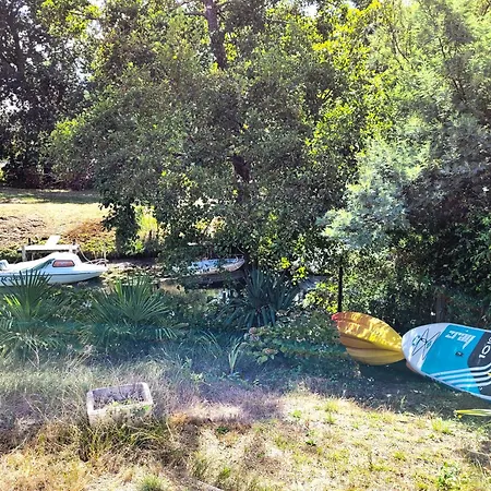Maison Accès Au Par Le Canal *