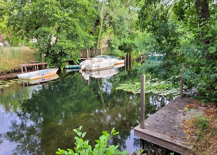 Maison Acces Au Par Le Canal בית נופש