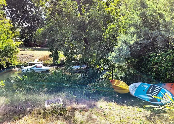 Maison Acces Au Par Le Canal *